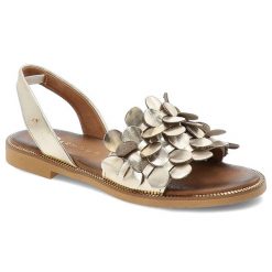 Złote Sandały Armodo Modne Wsuwane Obuwie Damskie. Żółte klapki damskie Armodo, z aplikacjami, ze skóry, eleganckie, bez obcasa, na płaskiej podeszwie. Za 239.00 zł.