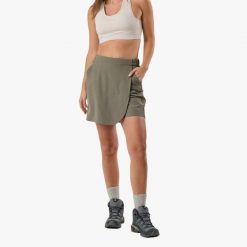Spódnica turystyka damska Swedemount Trondheim Trekking Skort wodoodporna. Zielone spódnice damskie SWEDEMOUNT, bez wzorów, sportowe, sportowe. Za 249.99 zł.