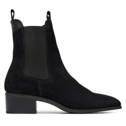 Botki Gant. Czarne botki damskie GANT, bez obcasa, na słupku, bez zapięcia. Za 799.99 zł.
