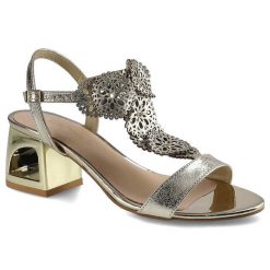 Złote Sandały Damiss Eleganckie Buty Damskie. Żółte klapki damskie DAMISS, z aplikacjami, bez obcasa, na obcasie, bez zapięcia. Za 219.00 zł.