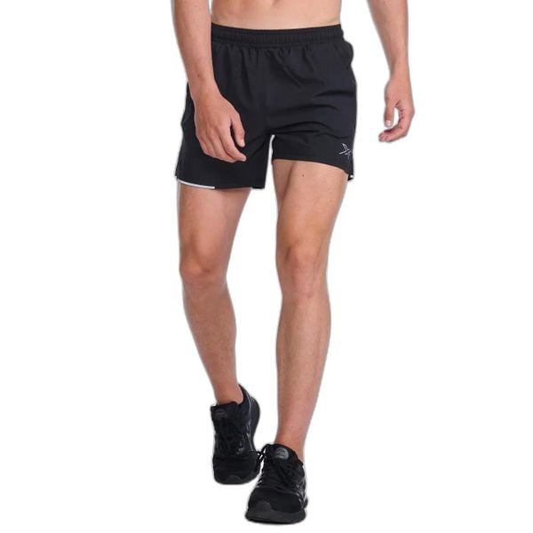 5-calowe spodenki 2XU Aero. Czarne krótkie spodenki sportowe męskie 2XU, l, bez wzorów, z materiału, do biegania. Za 215.90 zł.