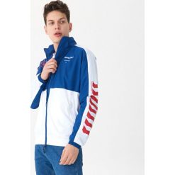 Kurtka z nadrukami - Biały. Białe kurtki męskie House, l, bez wzorów, bez kaptura. W wyprzedaży za 59.99 zł.