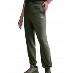 Spodnie na co dzień Męskie Nike Dresowe Sportowe Dresy Joggery. Zielone spodnie sportowe męskie Nike, m, bez wzorów, z dresówki. Za 265.00 zł.