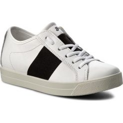 Sneakersy PRIMIGI - 7579200 S Bianco. Półbuty chłopięce marki Primigi. W wyprzedaży za 199.00 zł.
