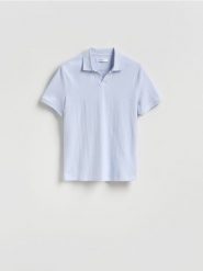 Bawełniana koszulka polo - jasnoniebieski. Niebieskie koszulki polo męskie Reserved, l, bez wzorów, z bawełny, bez ramiączek. Za 119.99 zł.