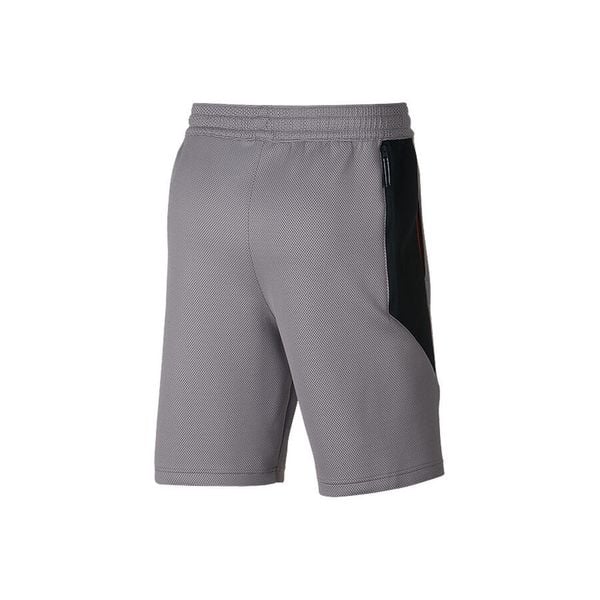 Spodenki męskie nike therma flex showtime shorts atmosphere grey. Szare krótkie spodenki sportowe męskie Nike, m, bez wzorów, do biegania. Za 299.00 zł.