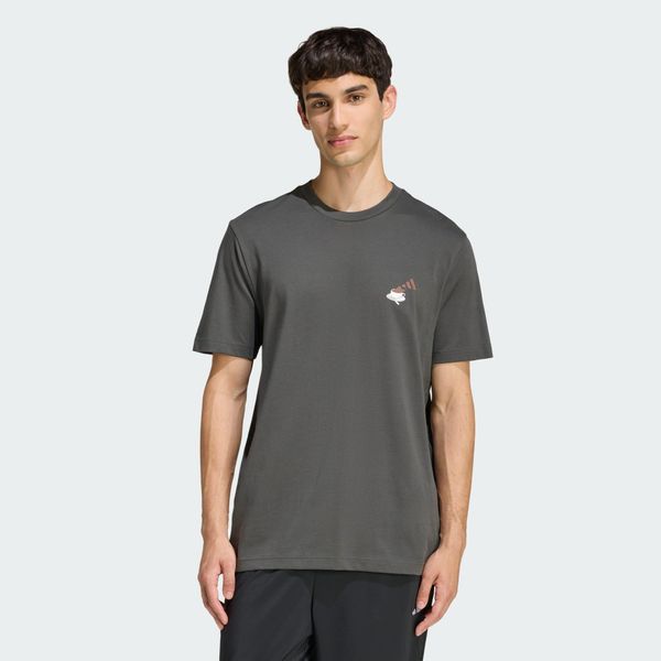 KOSZULKA COFFEE CAFE CHEESECAKE GRAPHIC. Szare buty sportowe męskie Adidas, uniwersalny, bez wzorów, z bawełny, bez kołnierzyka, bez ramiączek, na fitness i siłownię. Za 129.00 zł.