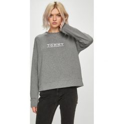 Tommy Hilfiger - Bluza. Bluzy damskie Tommy Hilfiger. W wyprzedaży za 219.90 zł.