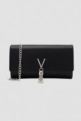 VALENTINO Czarna kopertówka Divina Pochette. Czarne kopertówki damskie Valentino by Mario Valentino, bez wzorów, eleganckie, bez dodatków. W wyprzedaży za 180.99 zł.