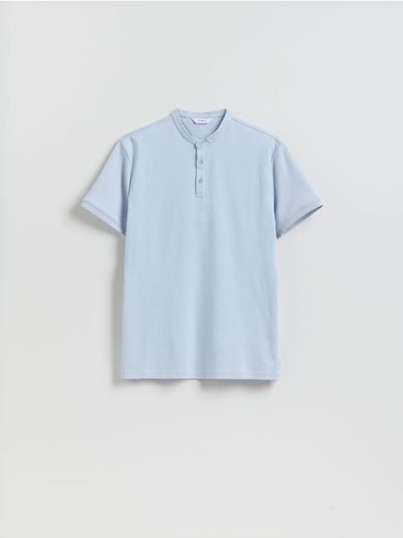 Koszulka polo slim - jasnoniebieski. Niebieskie koszulki polo męskie Reserved, l, bez wzorów, z bawełny, bez ramiączek. Za 89.99 zł.