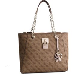 Torebka GUESS - Downtown Cool (SG) HWSG72 96230 BRO. Brązowe torebki do ręki damskie marki Guess, z aplikacjami, ze skóry ekologicznej. Za 699.00 zł.