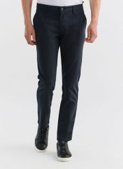 PAKO LORENTE – Spodnie męskie granatowe P000B-WX-215-G-S. Eleganckie spodnie męskie Pako Lorente, l, bez wzorów, z elastanu. Za 359.99 zł.