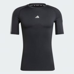 Koszulka TECHFIT Compression Training 3-Stripes. Czarne buty sportowe męskie Adidas, s, bez wzorów, z materiału, bez kołnierzyka, bez ramiączek, techfit (adidas). W wyprzedaży za 116.35 zł.