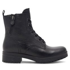 Trzewiki Lasocki. Czarne botki damskie Lasocki, bez obcasa, na płaskiej podeszwie, bez zapięcia. Za 259.99 zł.