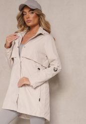 Jasnobeżowa Kurtka Utility Parka z Odpinanym Kapturem i Wiązaniem w Talii Kalirne. Brązowe kurtki damskie Renee, l, bez wzorów, eleganckie, z kapturem. Za 139.99 zł.