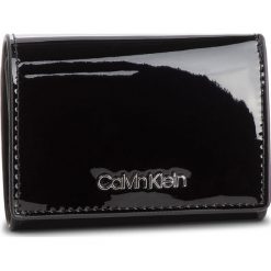 Mały Portfel Damski CALVIN KLEIN - Small Wallet P K60K604960 001. Portfele damskie marki Calvin Klein. Za 229.00 zł.