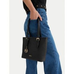 Torebka MEXX. Czarne torebki do ręki damskie Mexx, bez wzorów, klasyczne, bez dodatków. Za 119.99 zł.