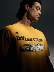 4F T-shirt regular z nadrukiem uniseks 4F x Drift Masters - żółty L. Żółte koszulki sportowe męskie 4f, l, bez wzorów, z bawełny, klasyczne, bez kołnierzyka. Za 119.99 zł.