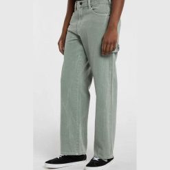 Spodnie W 997 LSE STR Carp Szary. Szare spodnie sportowe męskie Dickies, bez wzorów. Za 422.96 zł.