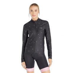 Damska wodoodporna kurtka z długim rękawem Protest Prtpecans. Czarne kurtki damskie Protest, bez wzorów, bez kaptura. Za 469.99 zł.