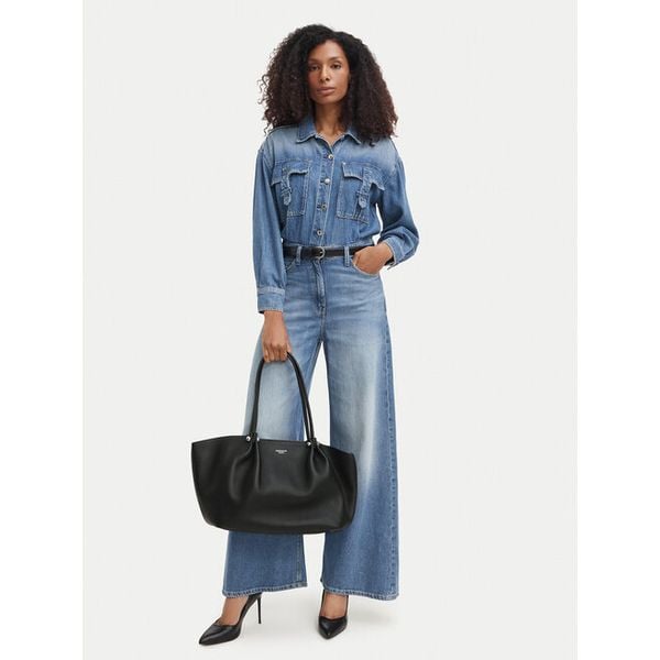 Torebka Weekend Max Mara. Czarne torebki do ręki damskie Weekend Max Mara, bez wzorów, bez dodatków. Za 2,729.00 zł.