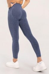 Legginsy fitness damskie Gym Glamour seamless push up. Fioletowe legginsy sportowe damskie GYM GLAMOUR, l, bez wzorów, z materiału, na fitness i siłownię. Za 169.99 zł.