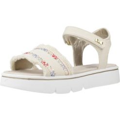 Sandały ASSO AG17203 Beżowy. Brązowe sandały damskie ASSO, bez wzorów, z tkaniny, bez obcasa, bez zapięcia. Za 145.99 zł.