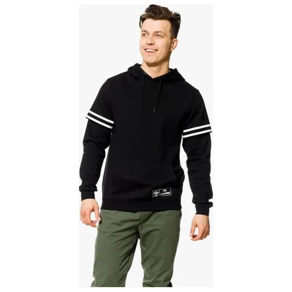 Umbro Bluza Aurochs , czarny, rozmiar L. Czarne bluzy męskie Umbro, l, bez wzorów, z bawełny, bez kaptura. W wyprzedaży za 99.99 zł.