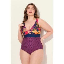 Damski Kostium kąpielowy wzór w liście miękkie miseczki z recyklingu. Niebieskie kostiumy jednoczęściowe damskie Ulla Popken, plus size, bez wzorów, z elastanu, sportowe, plus size, do pływania. Za 244.99 zł.