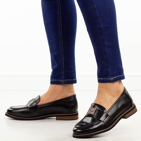 Czarne lekkie mokasyny damskie Potocki 19312. Czarne mokasyny damskie POTOCKI, z jeansu, biznesowe. Za 189.00 zł.