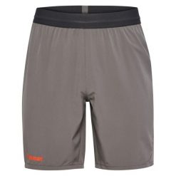 Spodenki treningowe Hummel Blaze Pro. Szare szorty sportowe damskie Hummel, bez wzorów, sportowe, do piłki nożnej. Za 118.00 zł.