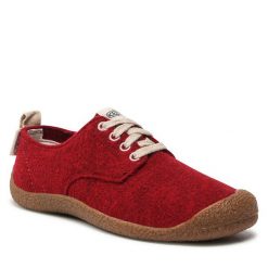 Półbuty Keen. Czerwone półbuty damskie Keen, bez wzorów, bez obcasa, na płaskiej podeszwie, bez zapięcia. Za 249.99 zł.