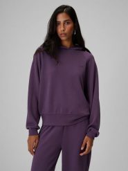 4F Bluza dresowa regular z kapturem damska - fioletowa L. Fioletowe bluzy damskie 4f, l, bez wzorów, z dresówki, z kapturem, trekkingowe. Za 169.99 zł.