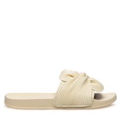 Klapki Jenny Fairy. Żółte klapki damskie Jenny Fairy, bez wzorów, bez obcasa. Za 59.99 zł.