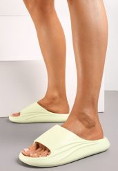 Jasnozielone Basenowe Klapki z Piankowego Materiału Silk. Zielone klapki damskie Renee, bez wzorów, bez obcasa. Za 29.99 zł.