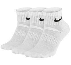 Skarpety Everyday Cushion Ankle 3 Pary. Białe skarpety męskie Nike, bez wzorów, z bawełny. Za 175.99 zł.