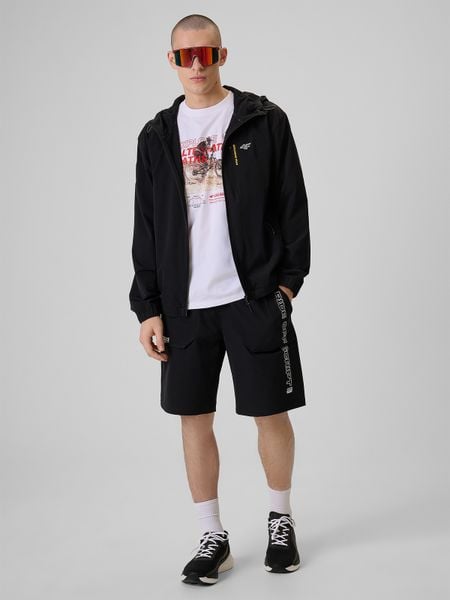 4F Spodenki casual męskie - czarne S. Czarne szorty męskie 4f, m, bez wzorów, z dresówki, casualowe. Za 149.99 zł.