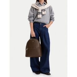 Plecak Beverly Hills Polo Club. Brązowe plecaki damskie Beverly Hills Polo Club, bez wzorów. Za 249.99 zł.