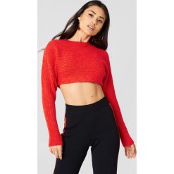 NA-KD Krótki sweter z rękawem typu nietoperz - Red. Swetry damskie marki NA-KD. Za 141.95 zł.