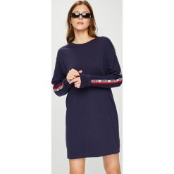 Levi's - Sukienka. Brązowe sukienki damskie Levi's, z bawełny, casualowe, z długim rękawem. Za 219.90 zł.
