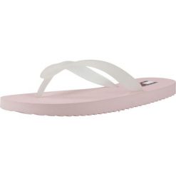 Sandały TOMMY JEANS LOGO FLIP FLOP Rose. Czerwone sandały damskie Tommy Hilfiger, bez wzorów, z gumy, bez obcasa, bez zapięcia. Za 140.99 zł.