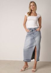 Niebieska Jeansowa Spódnica z Bawełną Wysokim Stanem i Rozcięciem na Nogę Vikinori. Niebieskie spódnice damskie Born2be, l, bez wzorów, z bawełny, biznesowe, z podwyższonym stanem, midi. Za 119.99 zł.