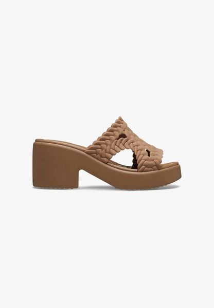 Klapki Dla Dorosłych Crocs Brooklyn Woven Heel Slide. Brązowe klapki damskie Crocs, bez wzorów, z materiału, bez obcasa. Za 263.99 zł.