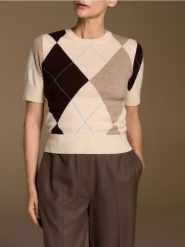 Wełniany sweter w romby - wielobarwny. Swetry damskie Reserved, l, bez wzorów, z dzianiny, bez kołnierzyka, bez ramiączek, bez kaptura. Za 159.99 zł.