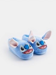 Kapcie Stitch - niebieski. Niebieskie kapcie damskie Sinsay, bez wzorów. Za 49.99 zł.