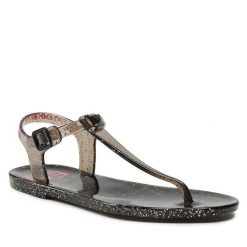 Sandały EA7 Emporio Armani. Czarne klapki damskie EA7 Emporio Armani, bez wzorów, bez obcasa, na płaskiej podeszwie, bez zapięcia. Za 269.99 zł.