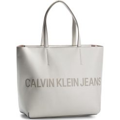 Torebka CALVIN KLEIN JEANS - Sculped Zip Tote Lo K40K400382 103. Torebki do ręki damskie marki Calvin Klein Jeans. W wyprzedaży za 419.00 zł.