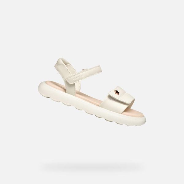 Sandały GEOX J SANDAL PUFFYPOP GI Beżowy. Białe sandały damskie Geox, bez wzorów, z materiału, bez obcasa, bez zapięcia. Za 195.99 zł.