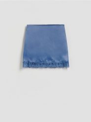 Spódnica z koronką - niebieski. Niebieskie spódnice damskie Reserved, l, bez wzorów, z koronki, trapezowe. Za 99.99 zł.