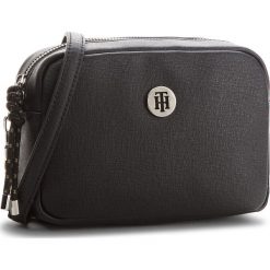 Torebka TOMMY HILFIGER - Th Buckle Crossver AW0AW05551 002. Czarne listonoszki damskie Tommy Hilfiger, ze skóry ekologicznej. W wyprzedaży za 479.00 zł.